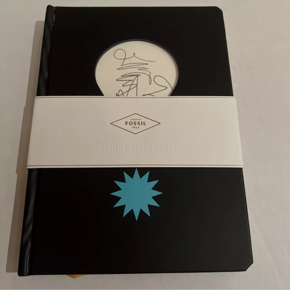 FOSSIL Agenda/ Notebook